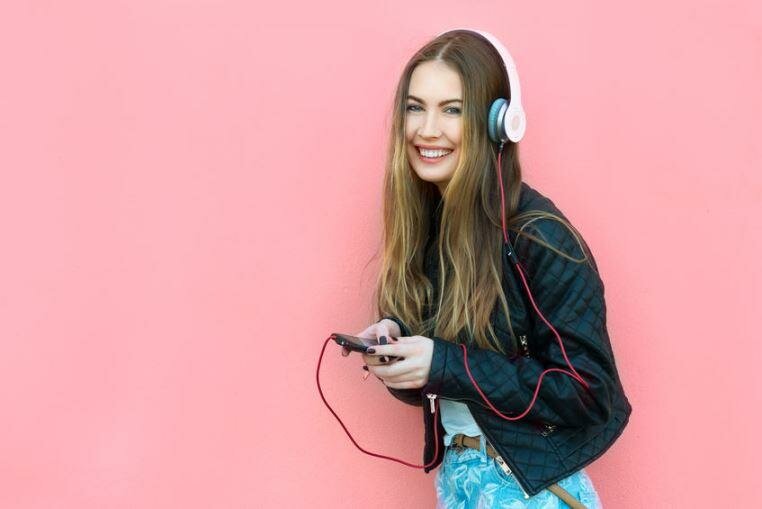 Tips Mendengarkan Musik Dengan Aman Di Smartphone